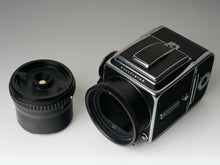 Load image into Gallery viewer, Hasselblad Pinhole cap for 500C, 500C/M, 503CX, 501C, 501CM, 503CXi, 503CW etc.