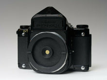 Load image into Gallery viewer, Pentax 67 / 6x7 pinhole cap with interchangeable pinhole inserts
