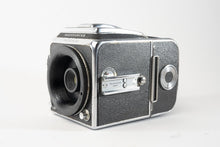 Load image into Gallery viewer, Hasselblad Pinhole cap set for Hasselblad 1000f and 1600f cameras, laser drilled
