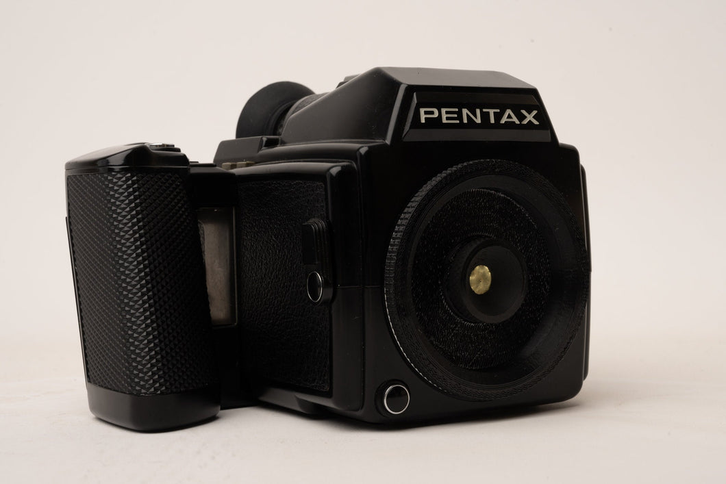 Pentax 645 pinhole cap with interchangeable pinhole inserts